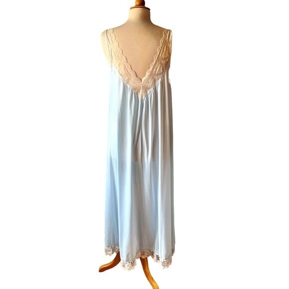 Vintage Lucie Ann Pastel Blue Lace Trim Full Length Nightgown - Large - Picture 7 of 8